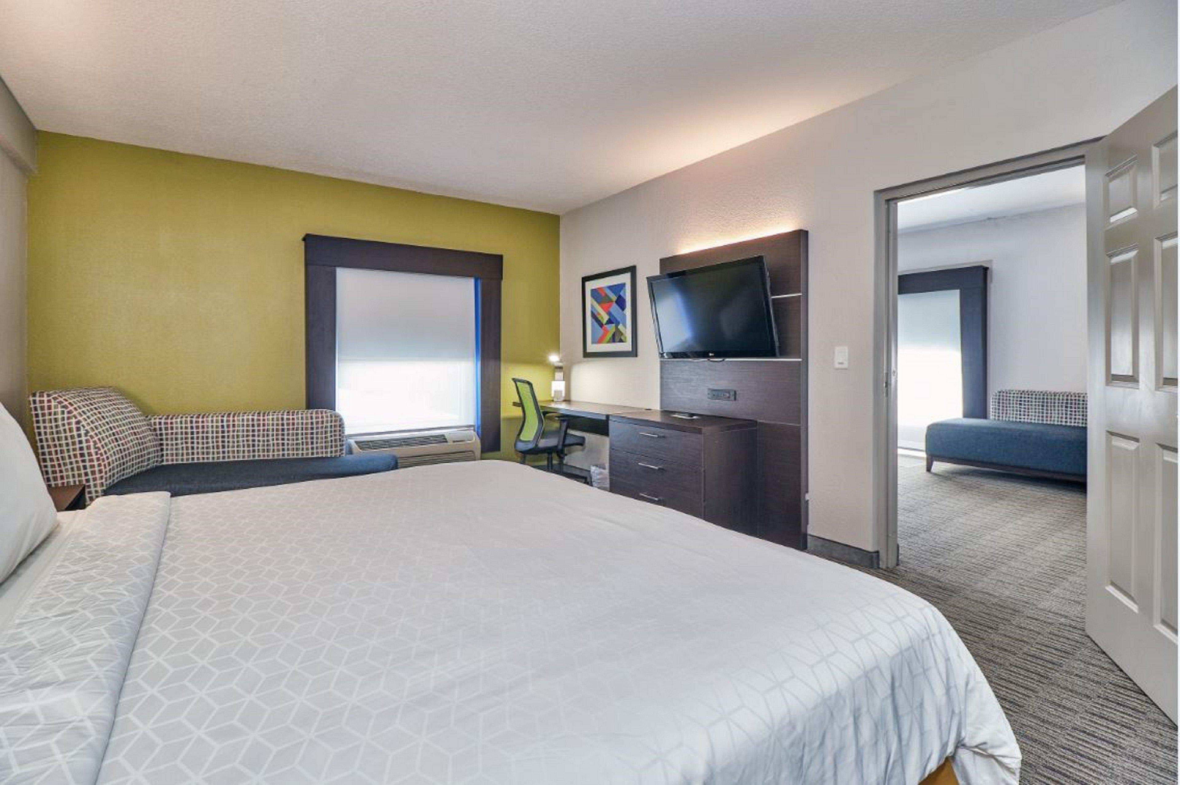 Holiday Inn Express Hotel & Suites Clearwater Us 19 North By Ihg מראה חיצוני תמונה