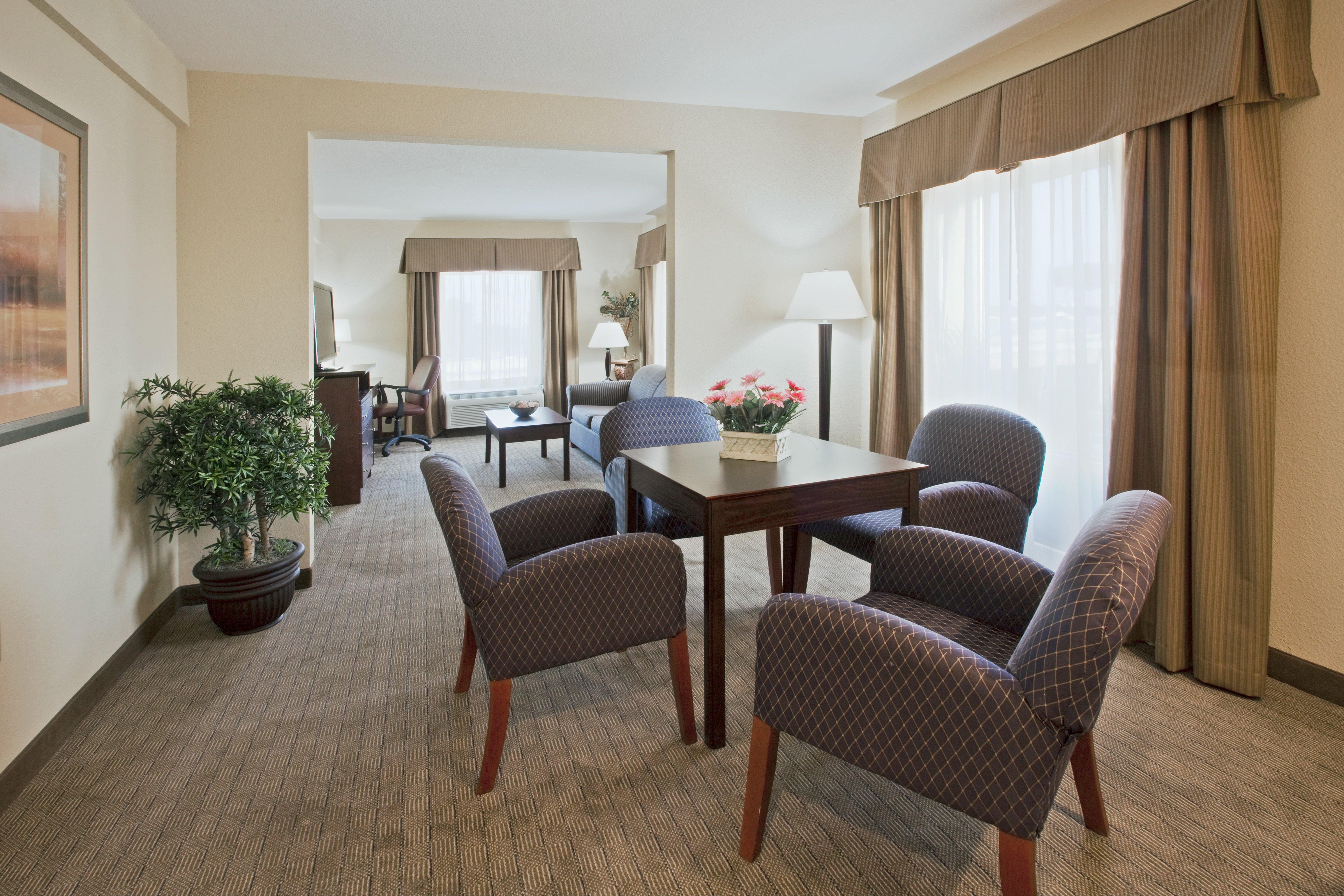 Holiday Inn Express Hotel & Suites Clearwater Us 19 North By Ihg מראה חיצוני תמונה