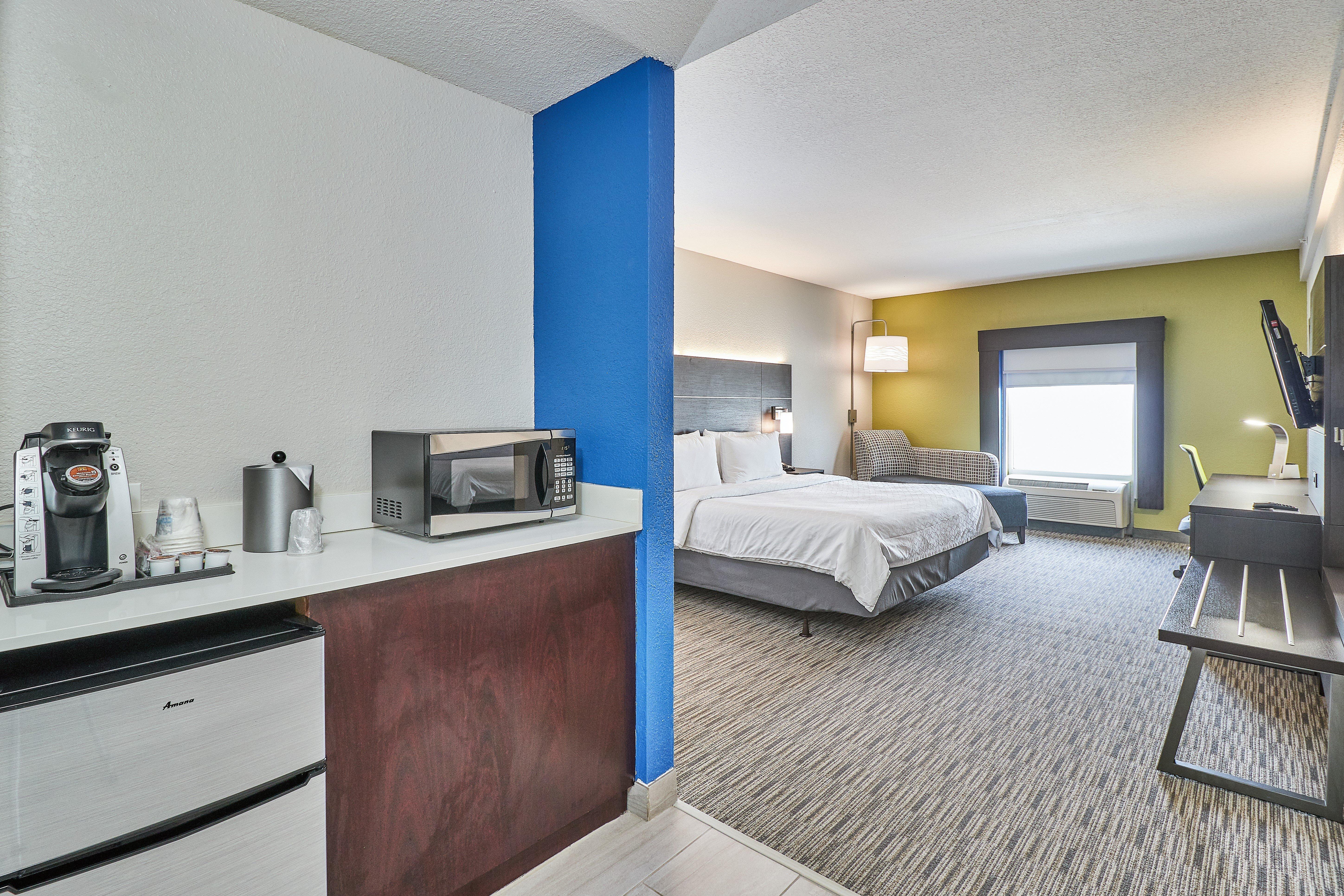 Holiday Inn Express Hotel & Suites Clearwater Us 19 North By Ihg מראה חיצוני תמונה
