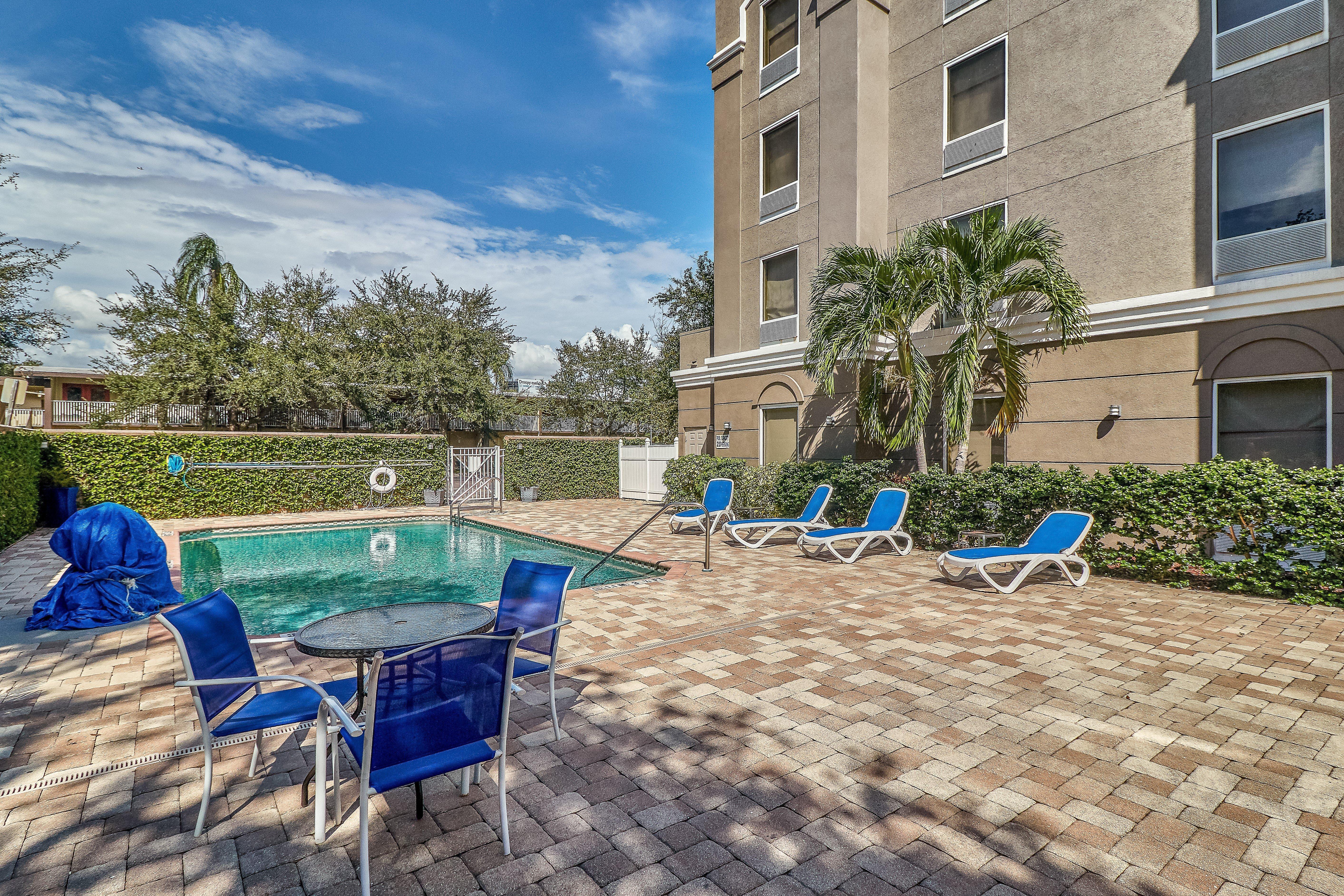 Holiday Inn Express Hotel & Suites Clearwater Us 19 North By Ihg מראה חיצוני תמונה