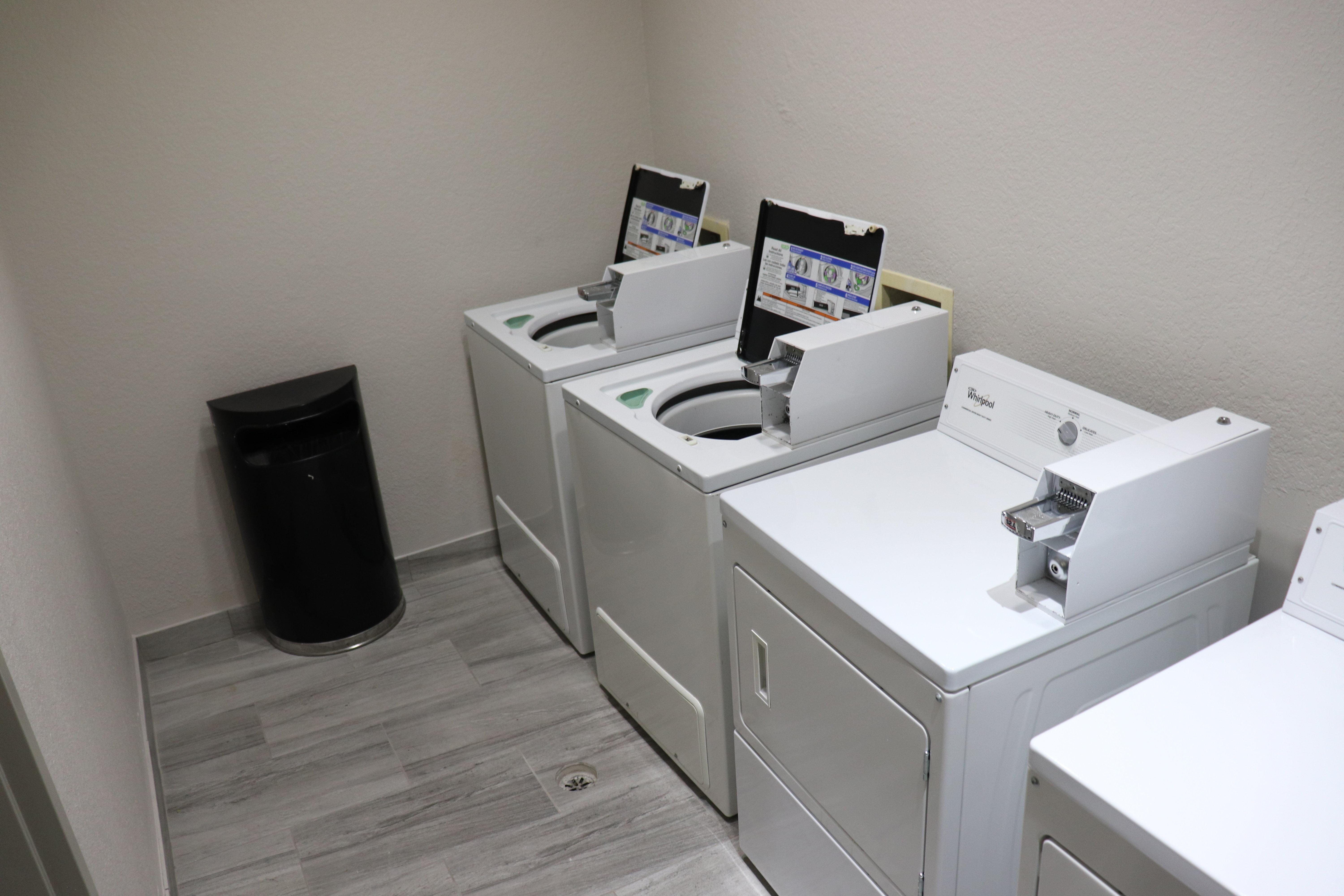 Holiday Inn Express Hotel & Suites Clearwater Us 19 North By Ihg מראה חיצוני תמונה