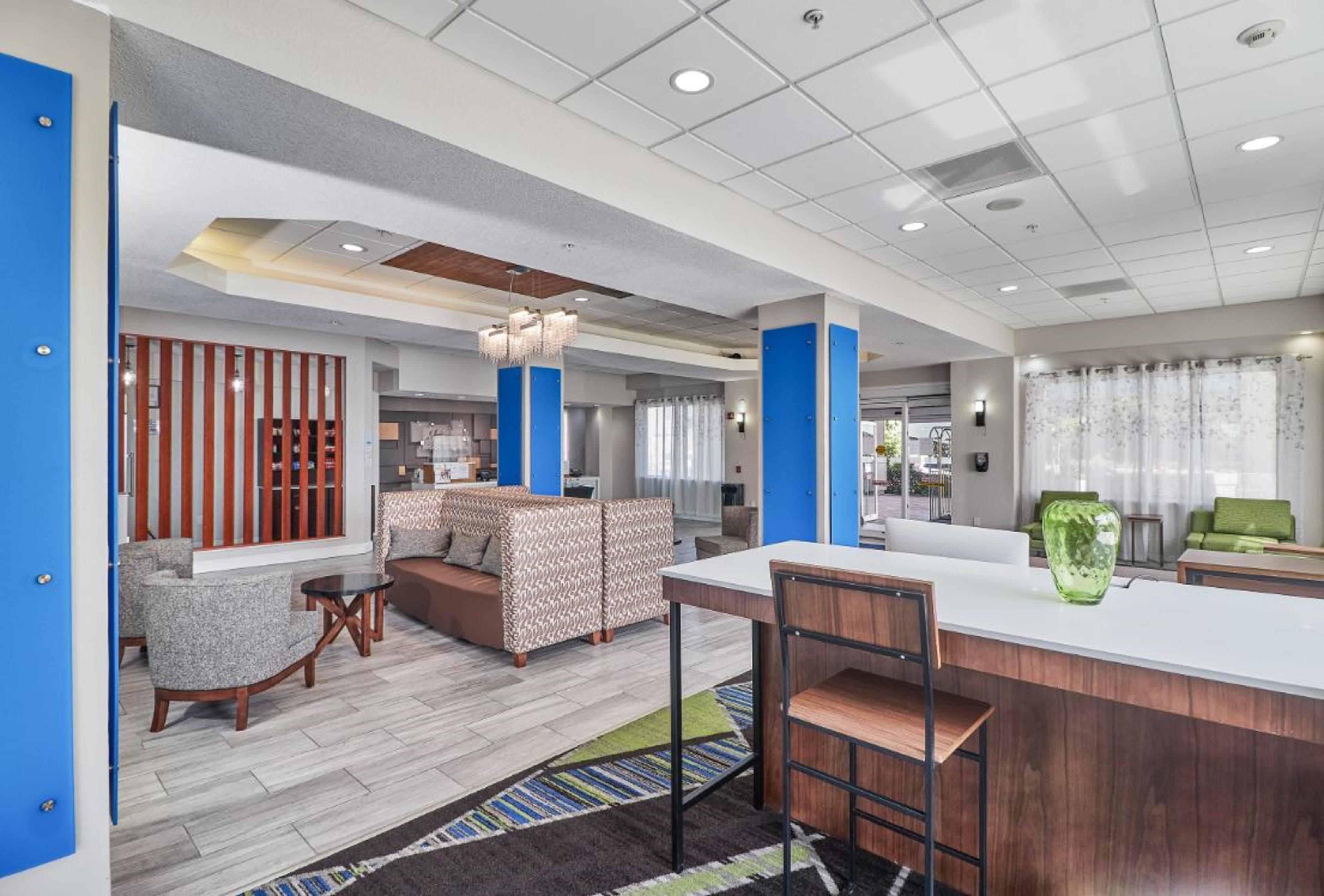 Holiday Inn Express Hotel & Suites Clearwater Us 19 North By Ihg מראה חיצוני תמונה