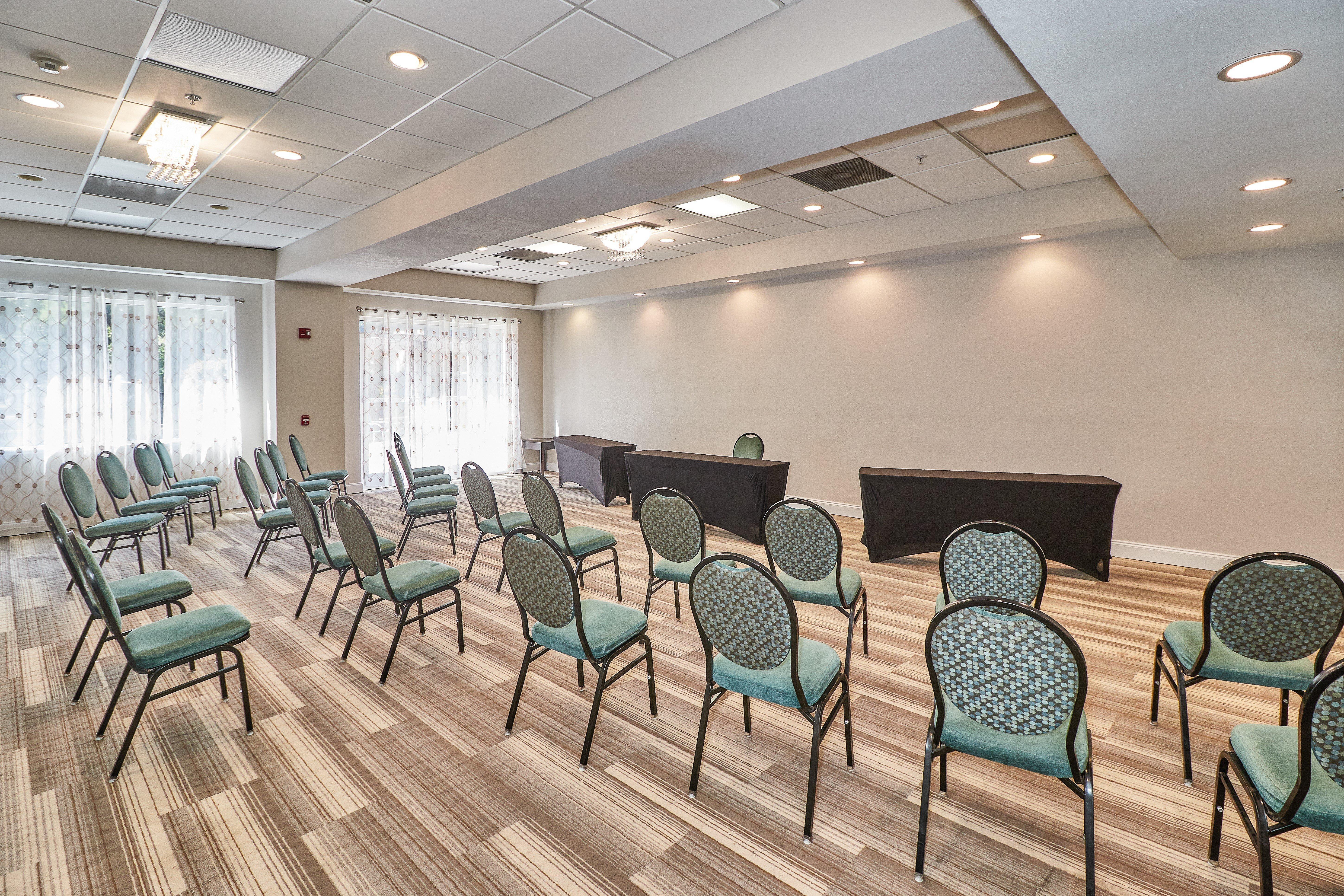 Holiday Inn Express Hotel & Suites Clearwater Us 19 North By Ihg מראה חיצוני תמונה