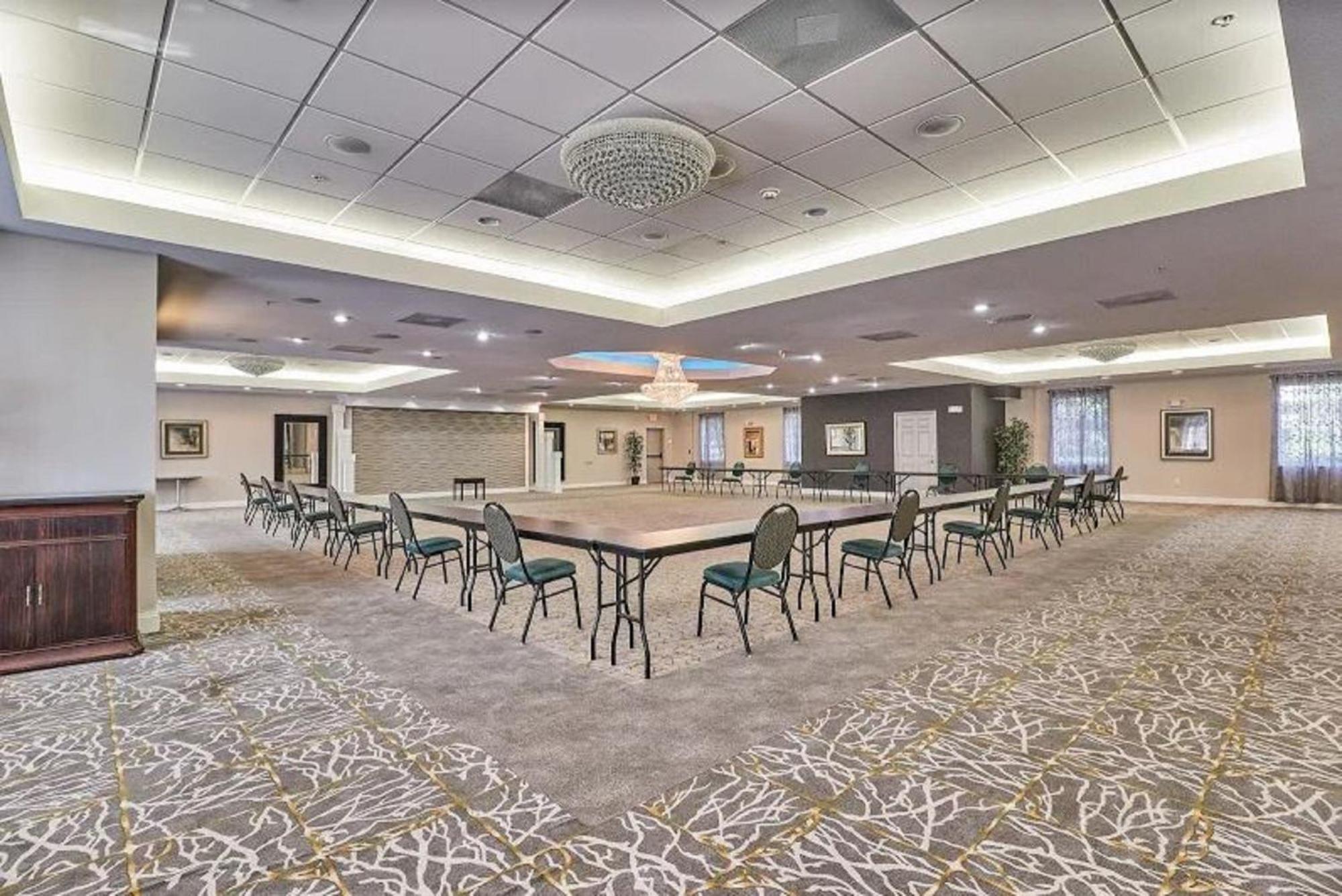 Holiday Inn Express Hotel & Suites Clearwater Us 19 North By Ihg מראה חיצוני תמונה